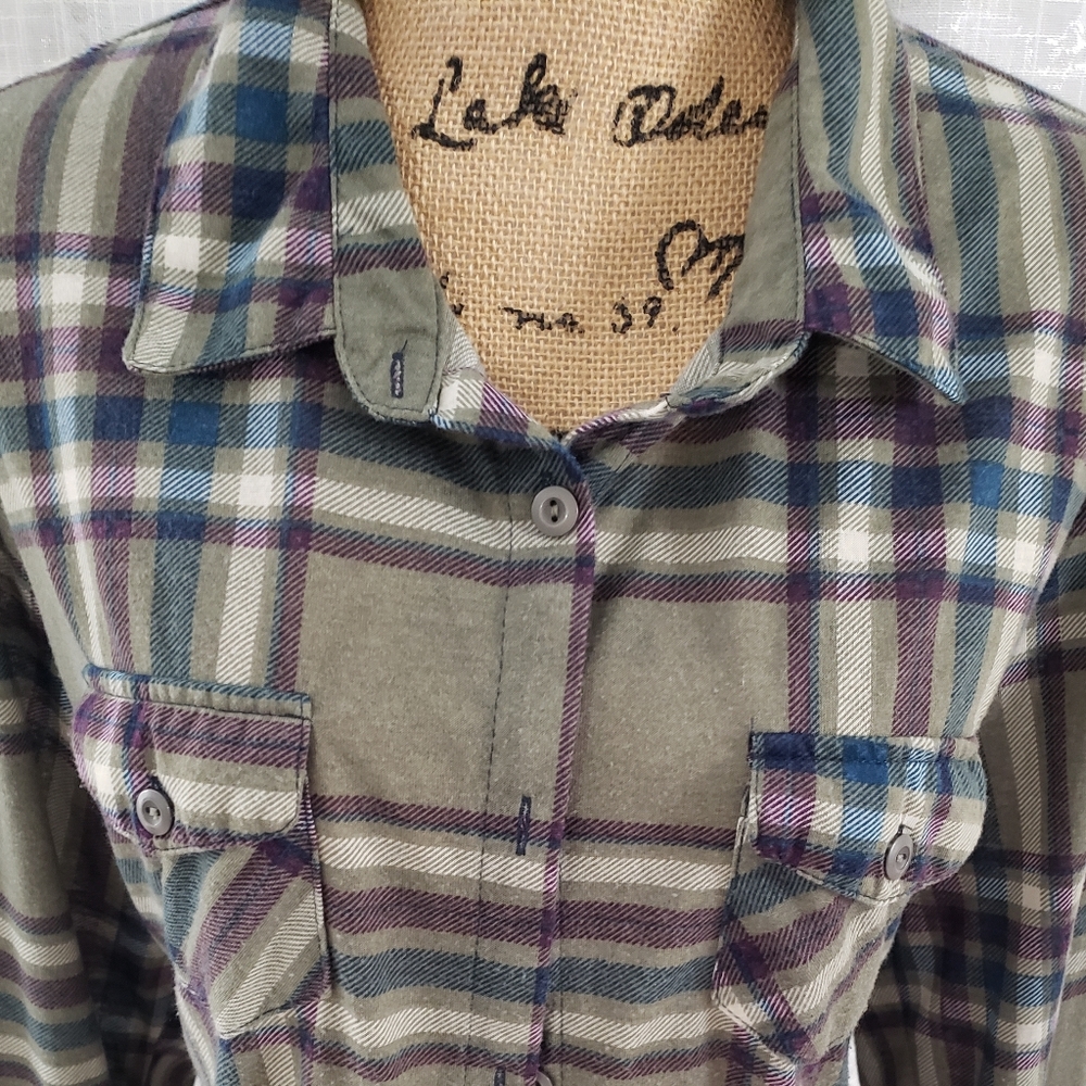 Rue 21 Plus Button Down - image 2